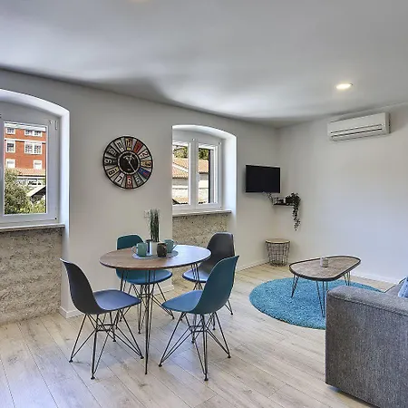 Nur 200 Meter Zum Mit Salzwasserpool, Fahrraeder, Sonnenterrasse Apartmán Pula